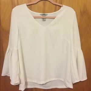 H & M off-white blouse
